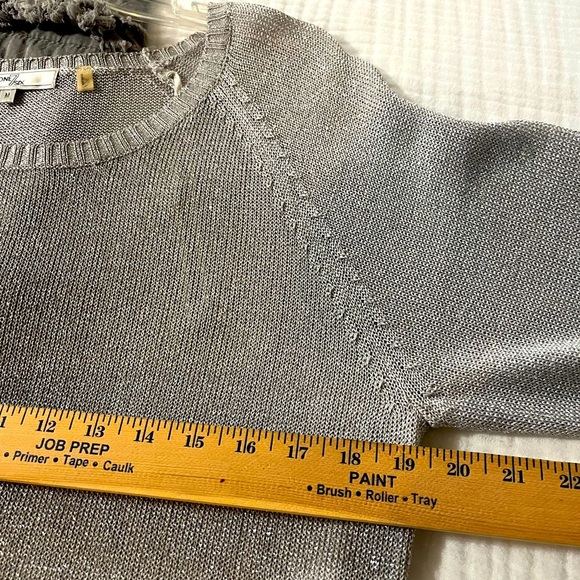 Sparkly Silver Top - Medium - Picture 4 of 5
